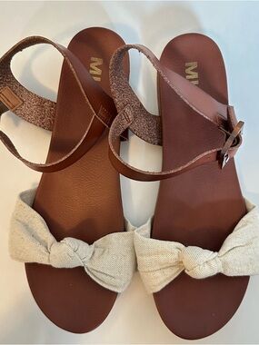 MIA | Addilynn Fabric Knot Sandals | Women's Size 10